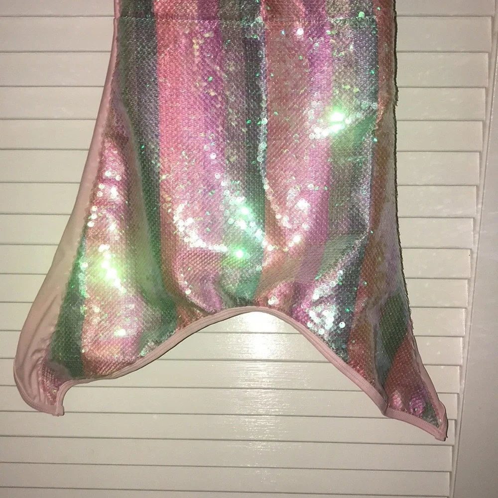 ✅ NWT Mermaid Tail